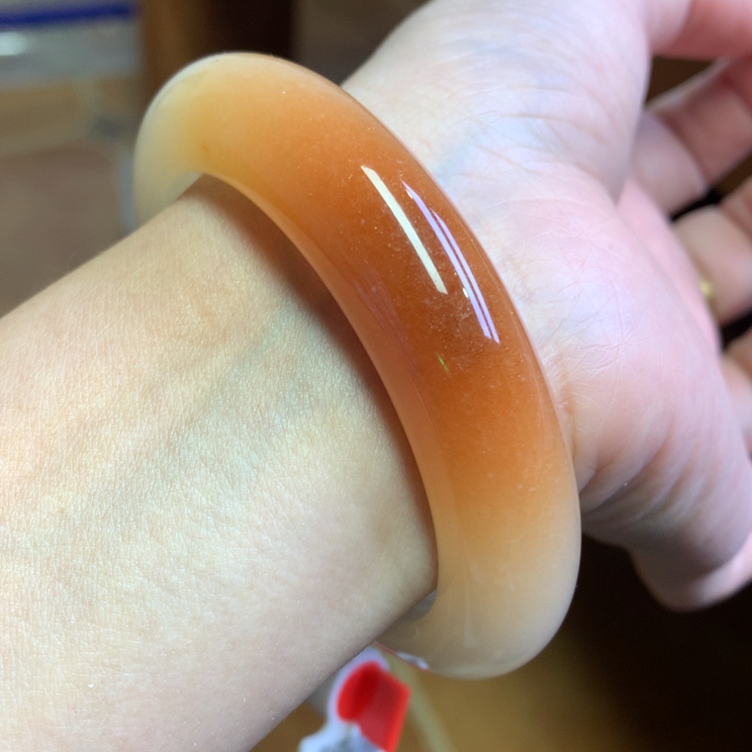 石英质玉未镶嵌手镯