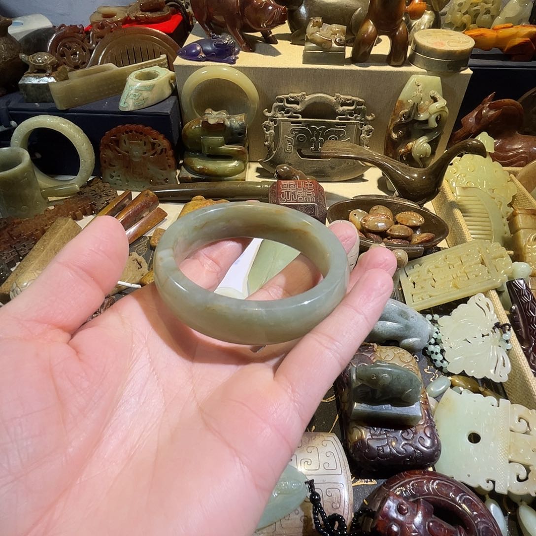 和田玉未镶嵌吊坠(不含链)