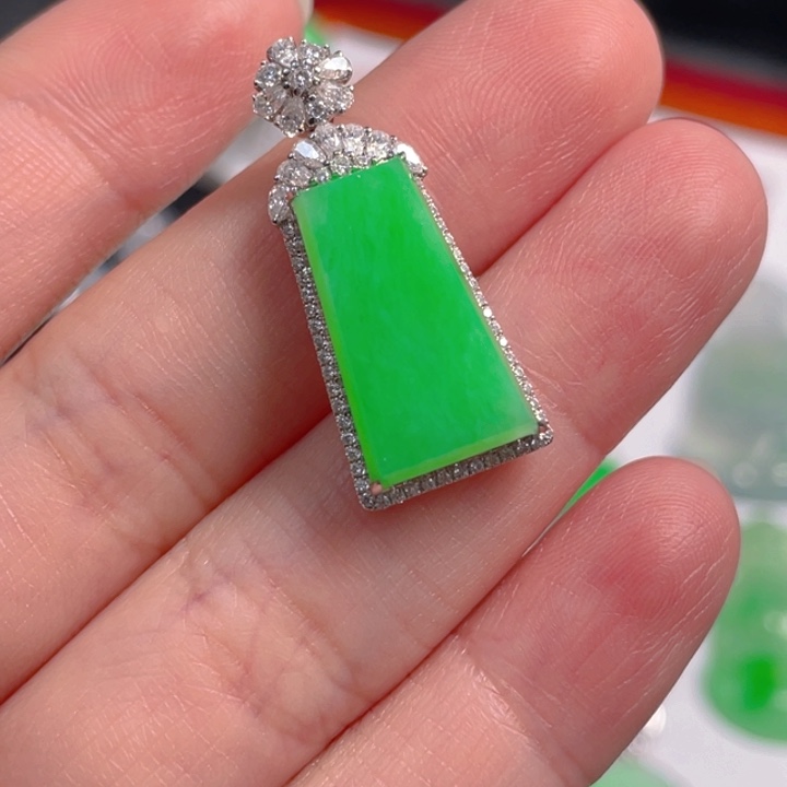 火***锅翡翠18K金镶嵌吊坠(不含链)