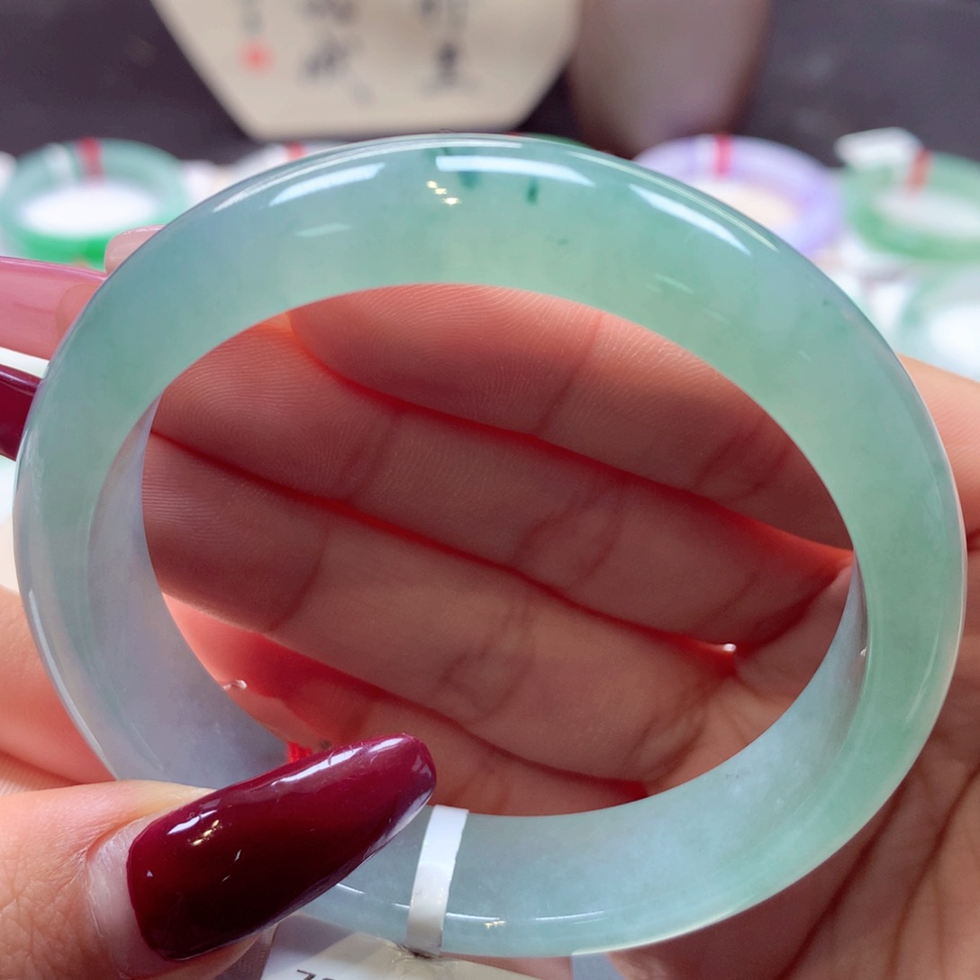 翡翠手镯未镶嵌正圈16号66