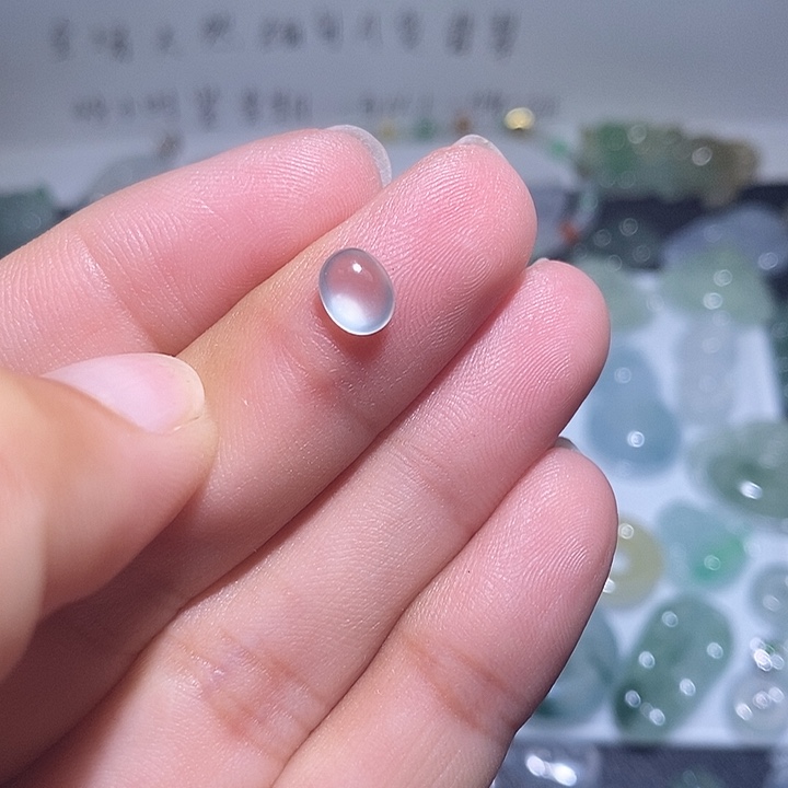 颈饰未镶嵌翡翠旦面