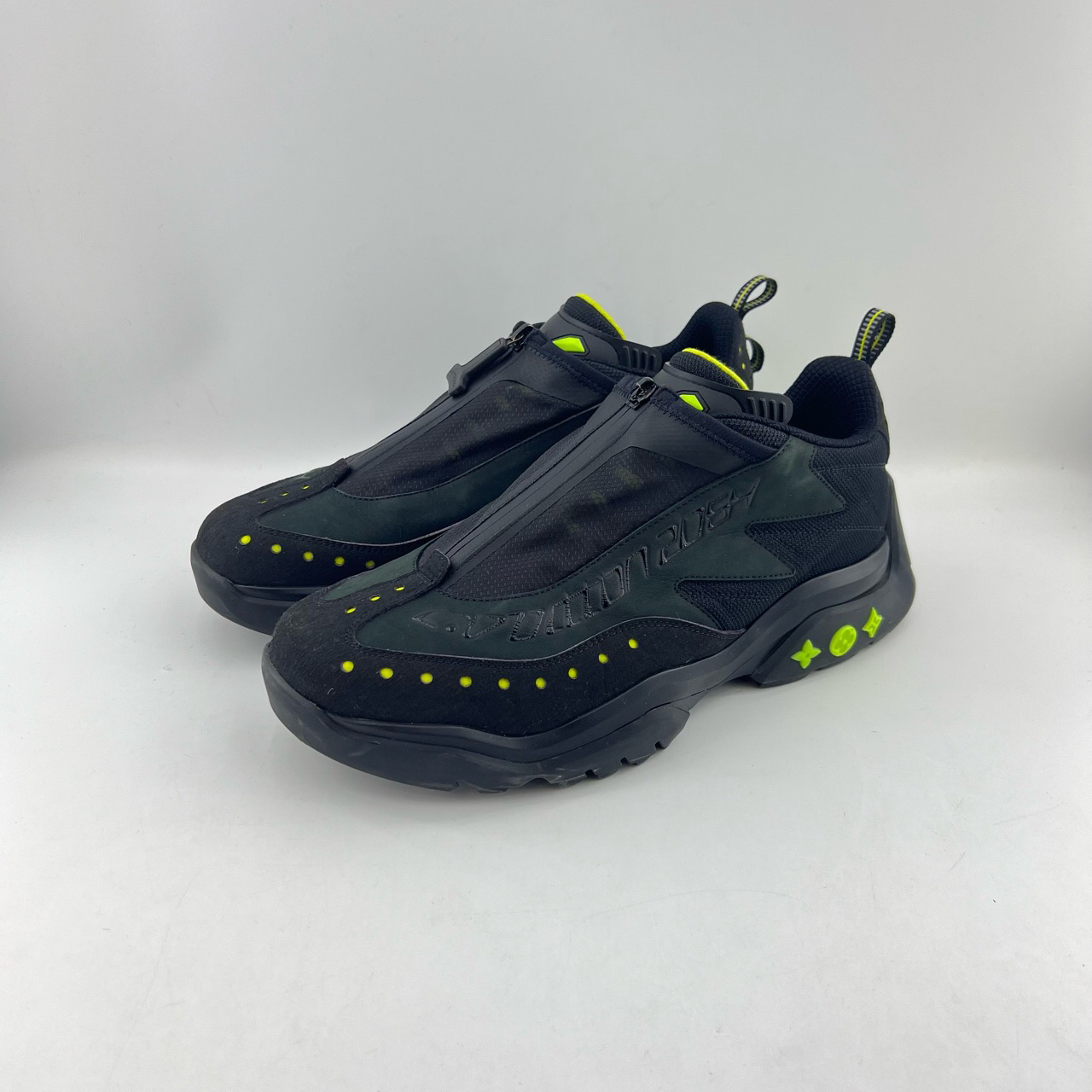 95新 LouisVuitton/路易威登 43码/隐藏式拉链休闲鞋/11287361