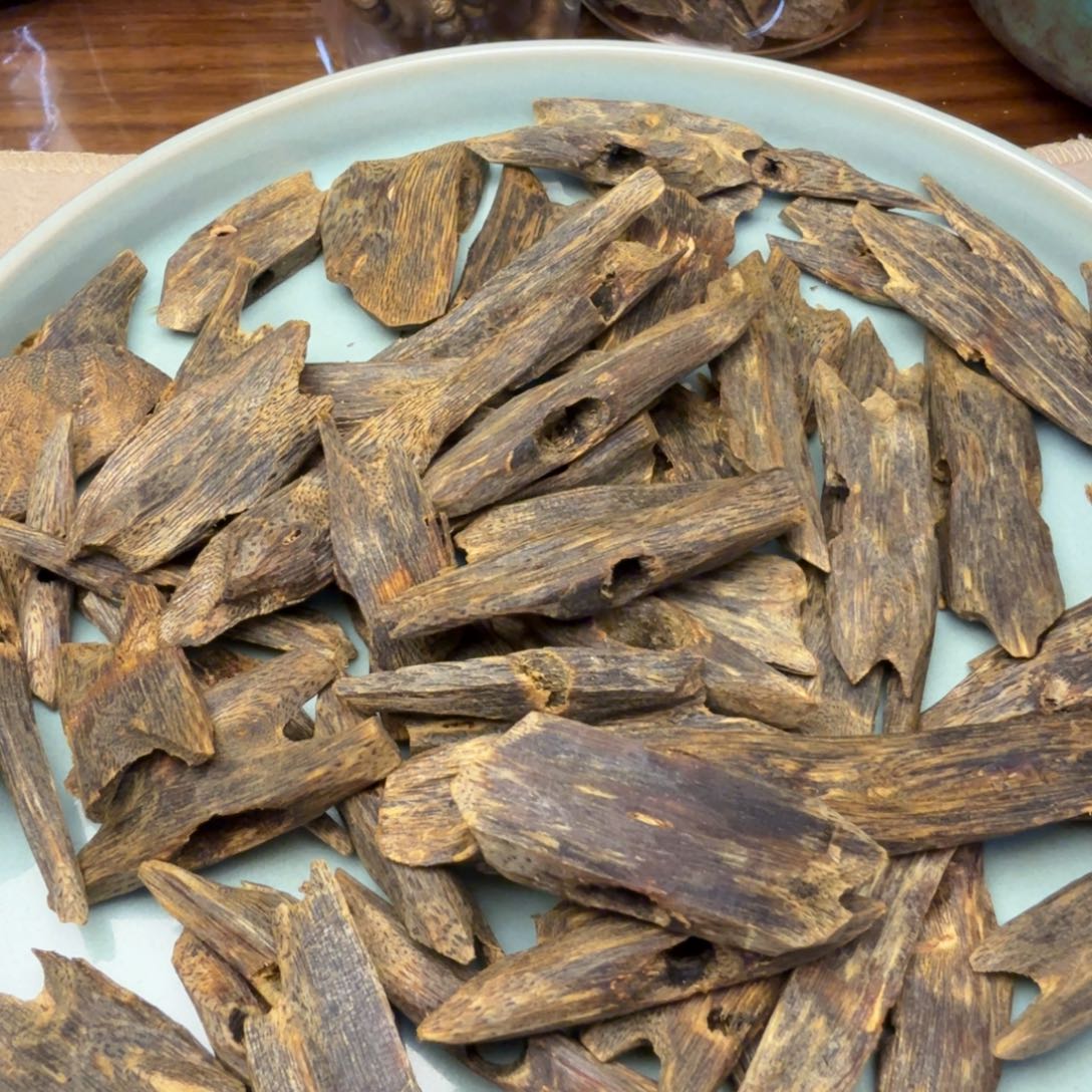 沉香沉香碎屑沉水乌身原叶20g