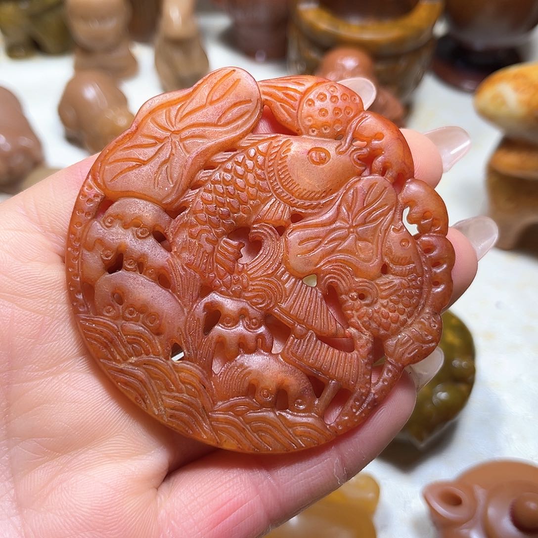 白玉菩提吊坠白玉菩提吊坠