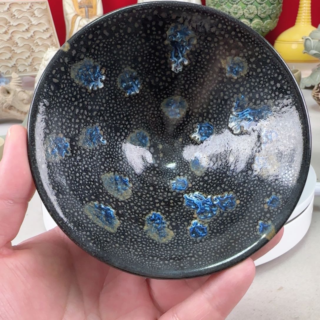 摆件瓷器工艺及技术应用领域不断