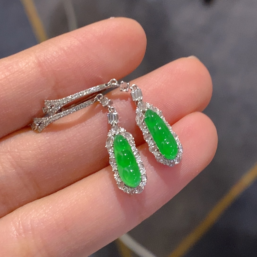 翡翠耳饰18K金镶嵌天然缅甸A货翡翠