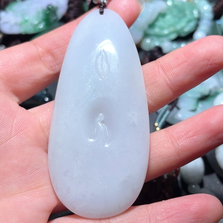 【闪购商品】翡翠颈饰未镶嵌天然翡翠