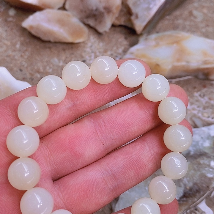 和田玉（糖玉）未镶嵌珠宝半成品