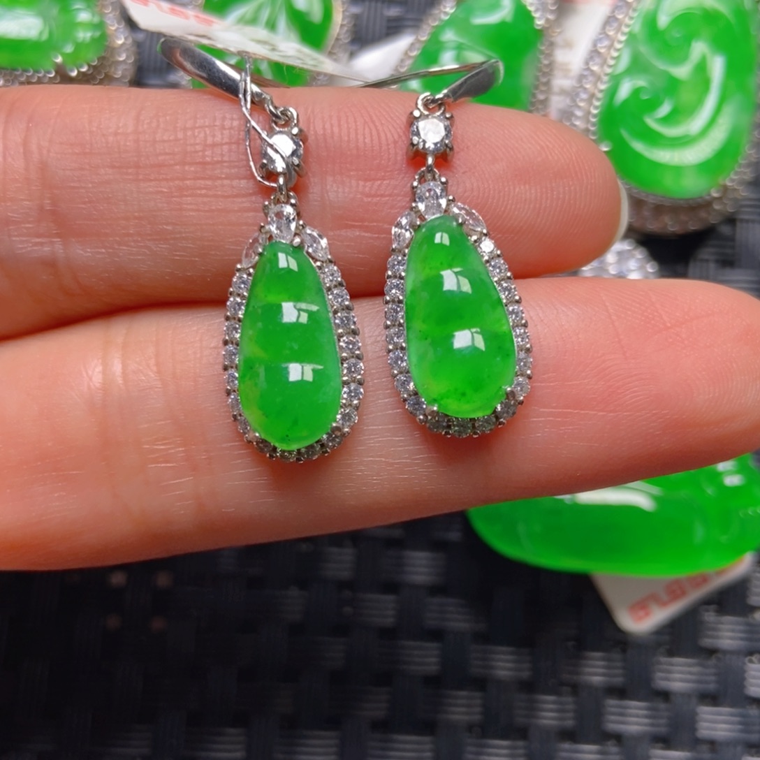 翡翠银S925镶嵌颈饰福豆耳勾