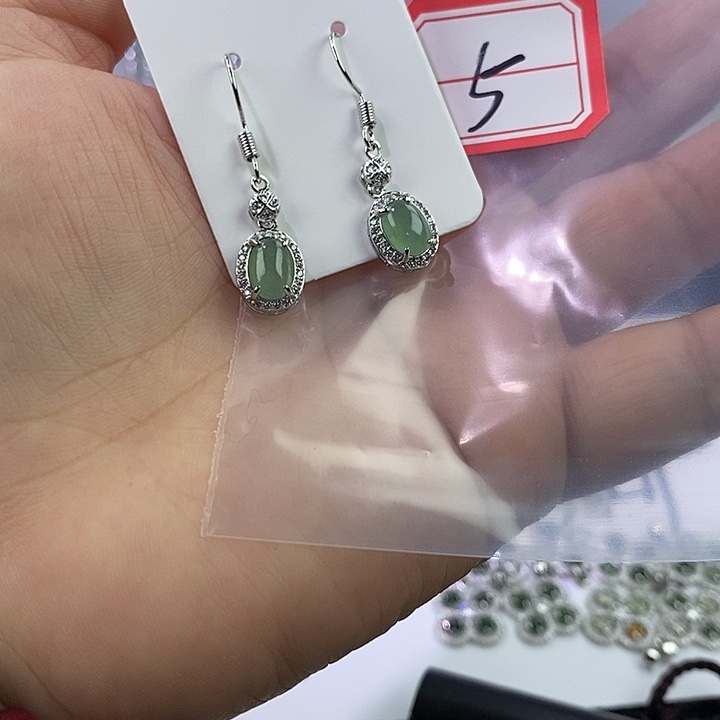 未镶嵌戒指翡翠缅甸