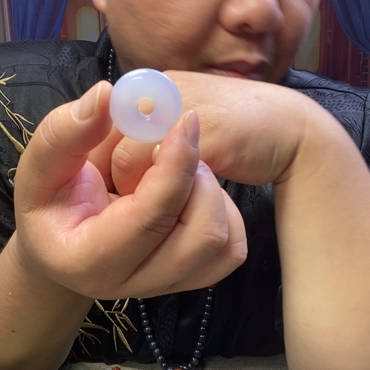 未镶嵌颈饰玛瑙/玉髓平安扣