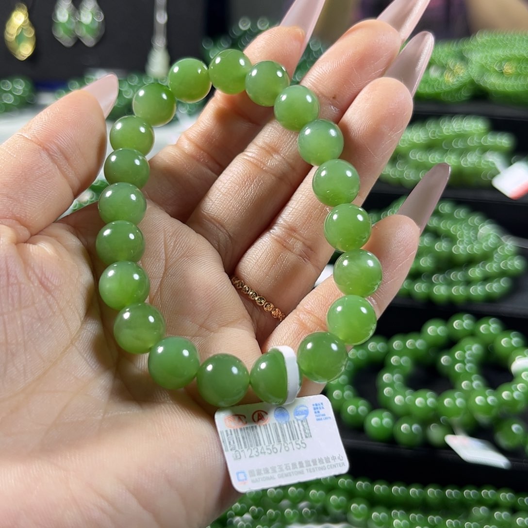 未镶嵌和田玉（碧玉）手链9.5