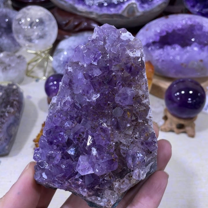 紫晶钛晶摆件未镶嵌