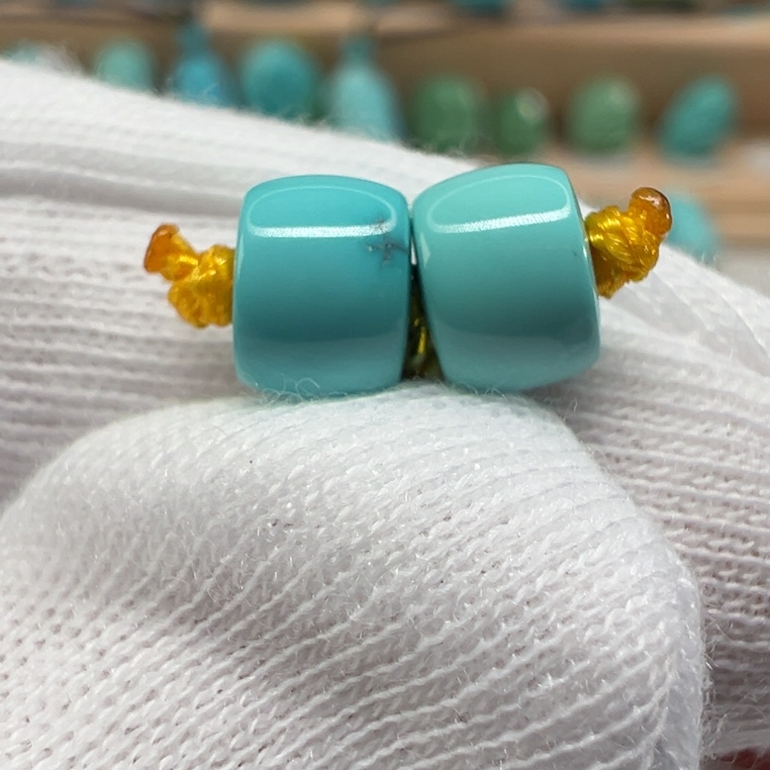 绿松石配饰未镶嵌