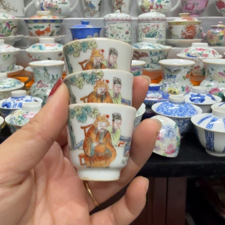 問***烧景德镇陶瓷杯子盖碗