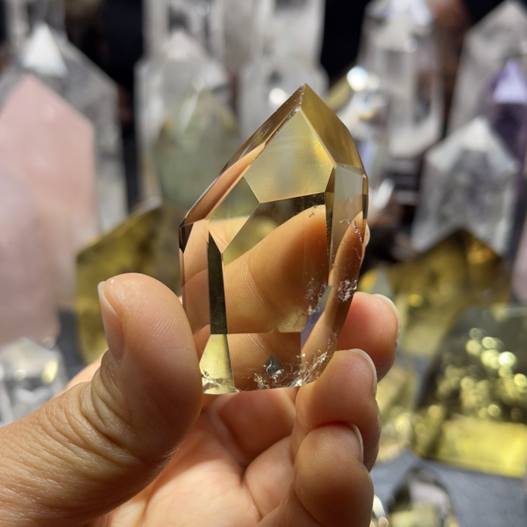 未镶嵌珠宝半成品水晶