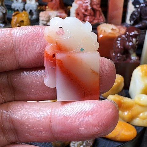 寿山石腊烛红芙蓉