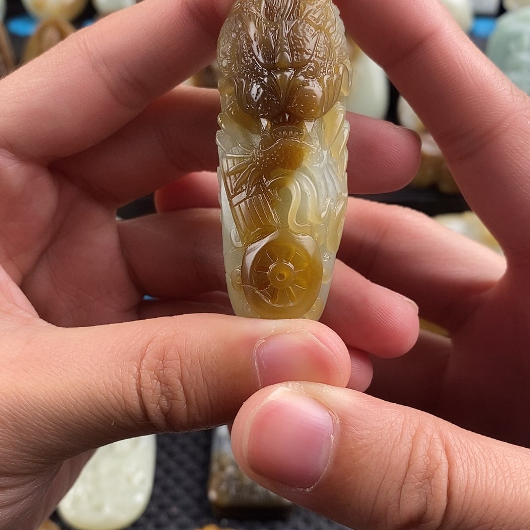 和田玉挂件未镶嵌