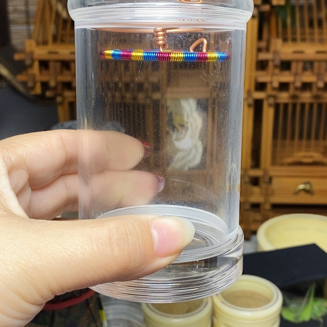 蝈蝈罐加铁皮蝈蝈哈哈哈哈