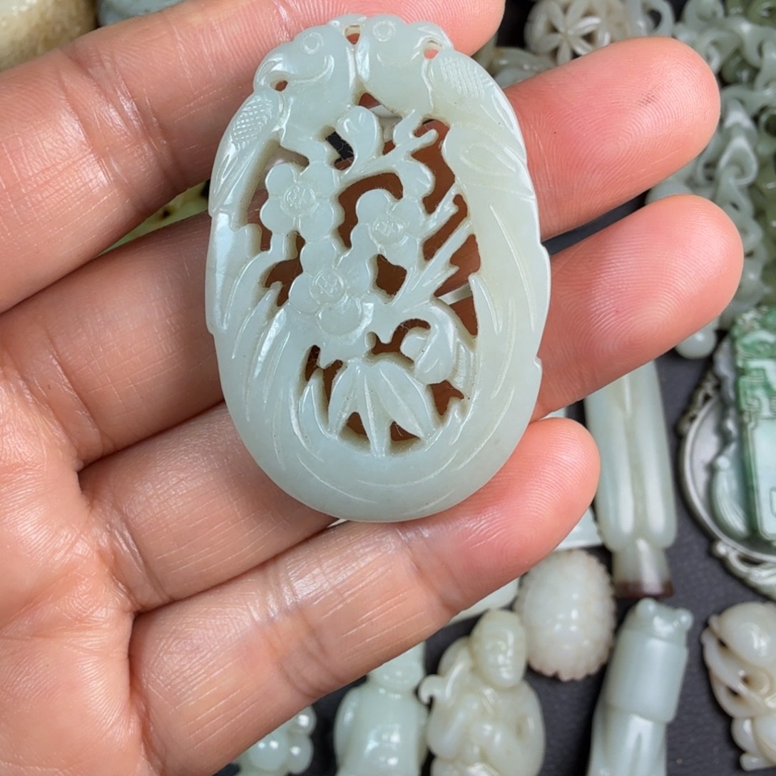 和田玉未镶嵌挂件