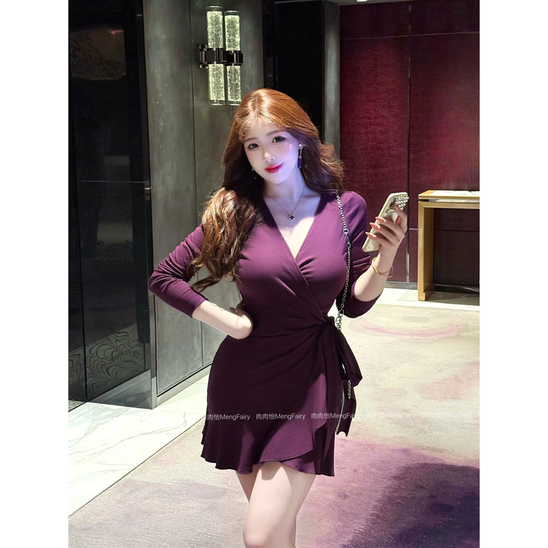 萌面侠肉肉怡 现货【梦中睡莲】轻熟一片式荷叶边显瘦连衣裙5634B