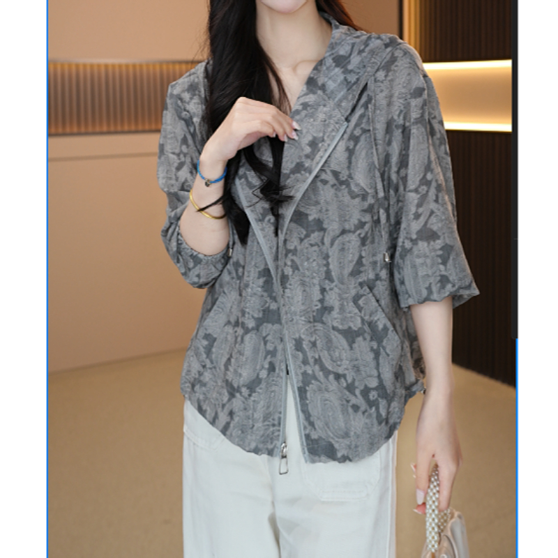 2025新品时尚高端显白百搭气休闲质上衣设计感