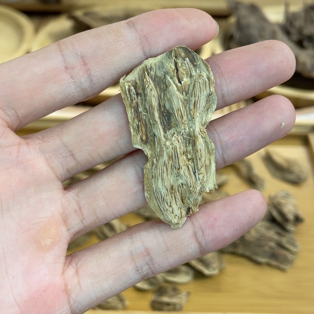 沉香碎屑沉香香港虎斑棋1克