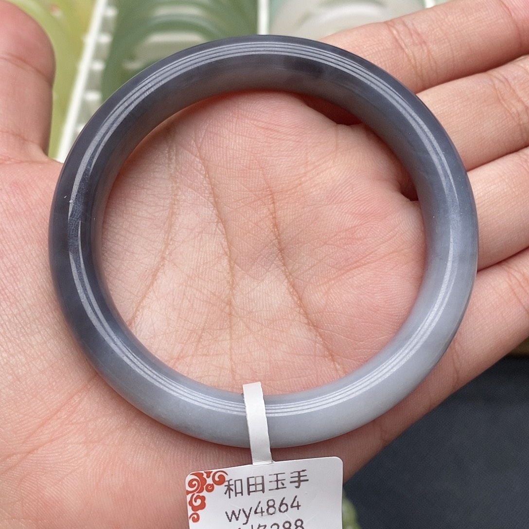 和田玉未镶嵌手镯57