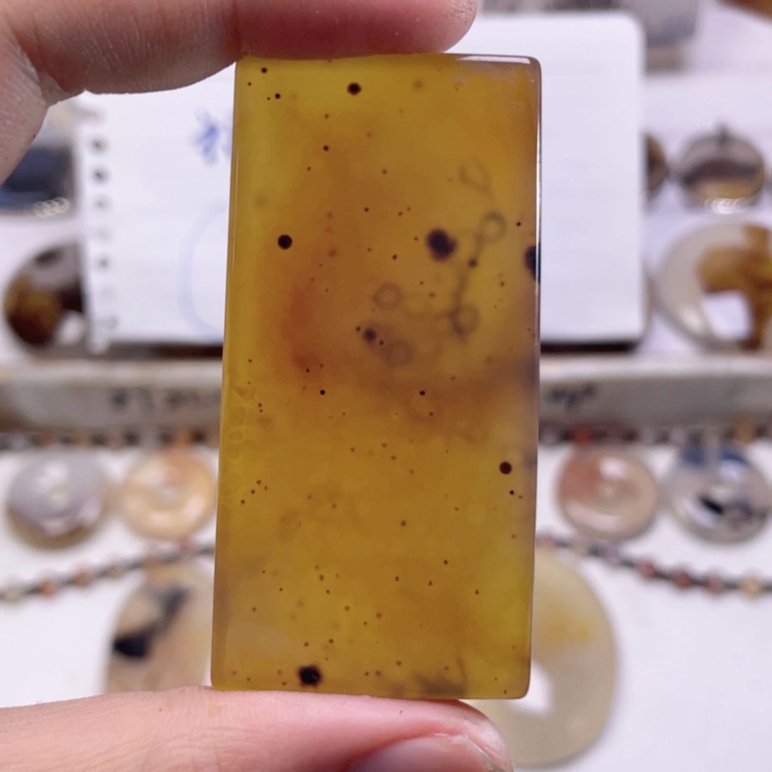 玛瑙/玉髓未镶嵌珠宝奇石