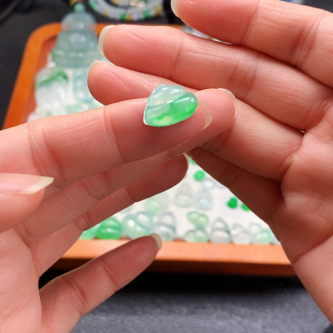 吊坠(不含链)未镶嵌翡翠葫芦