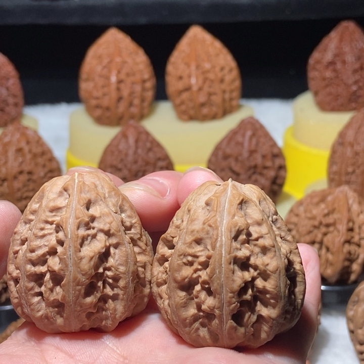 把件文玩核桃12号车