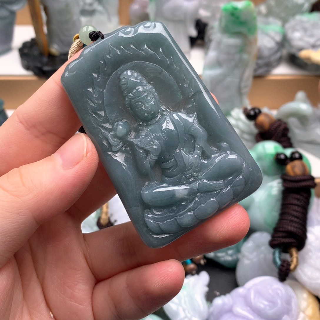 吊坠(不含链)未镶嵌翡翠