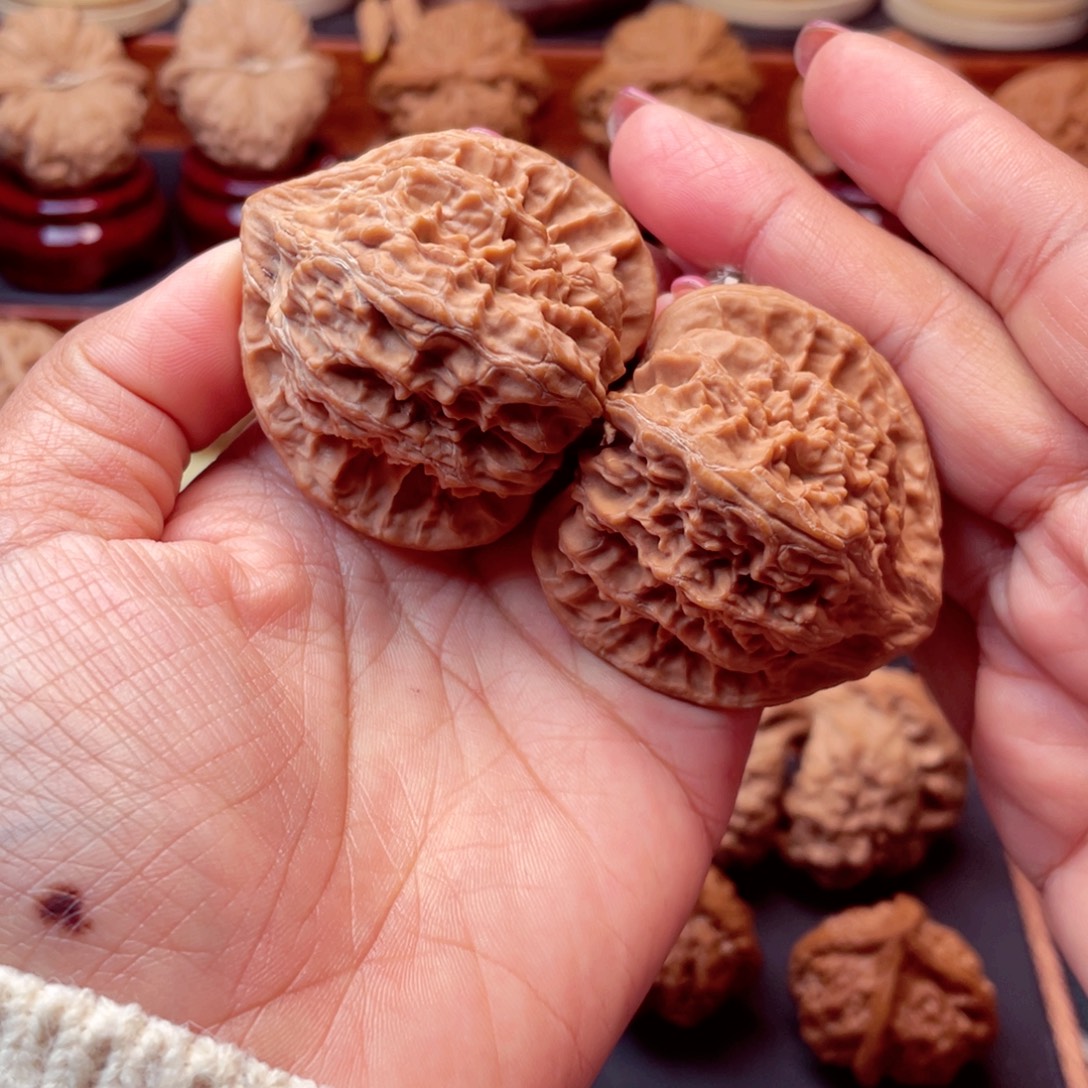 文玩核桃把件火焰马蹄45