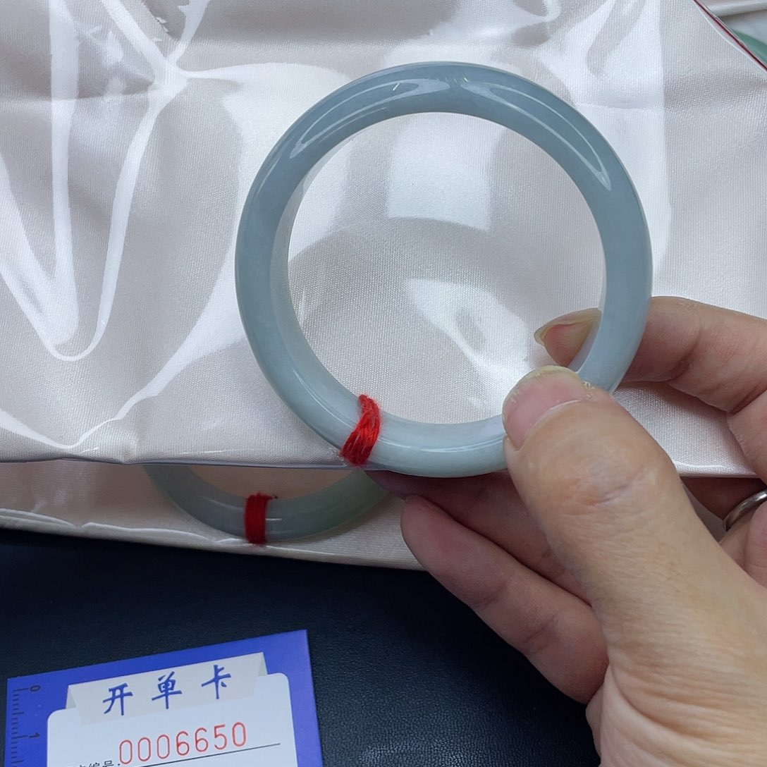 未镶嵌手镯翡翠筱*吖手镯