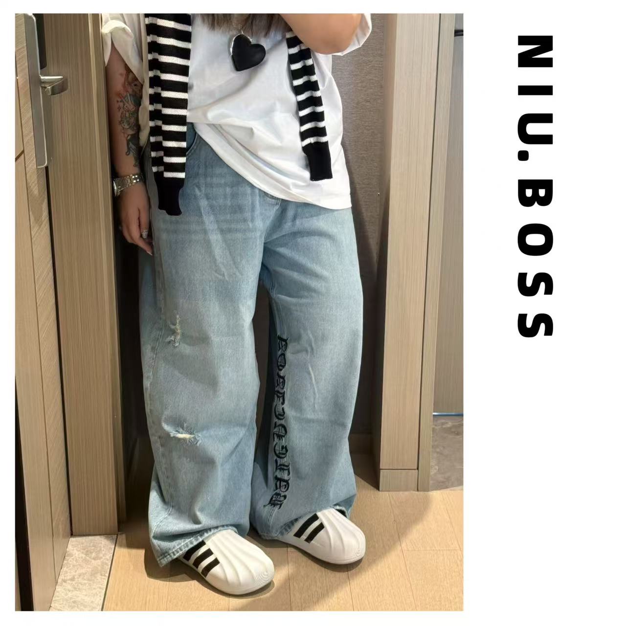 Three Ten. N大码250斤“博主穿搭”重工梵文刺绣破洞直筒牛仔裤