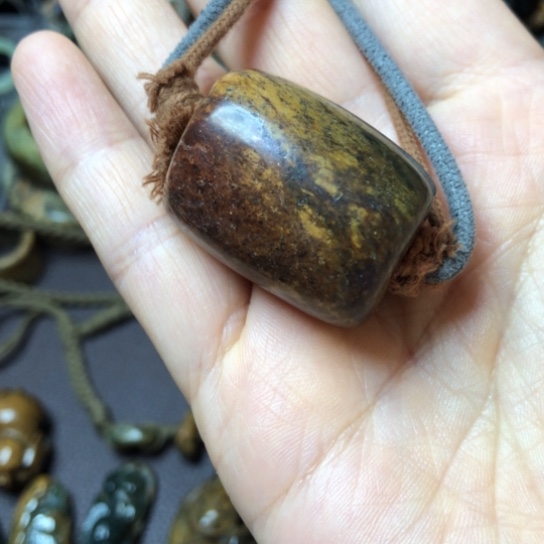 岫岩河磨玉（透闪石质玉）未镶嵌挂件