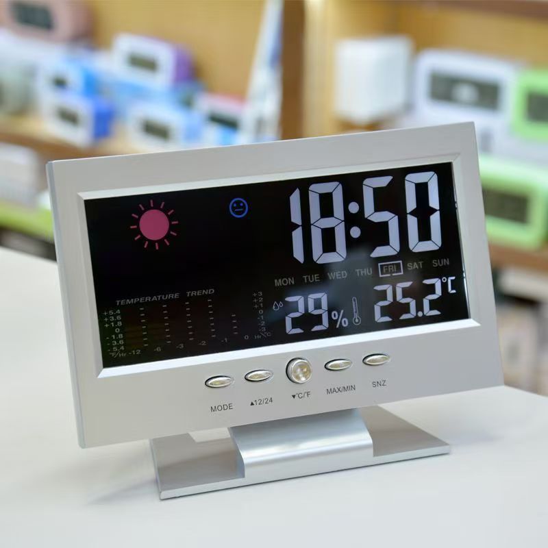 银色家用夜光电子闹钟温湿度带气象功能座钟