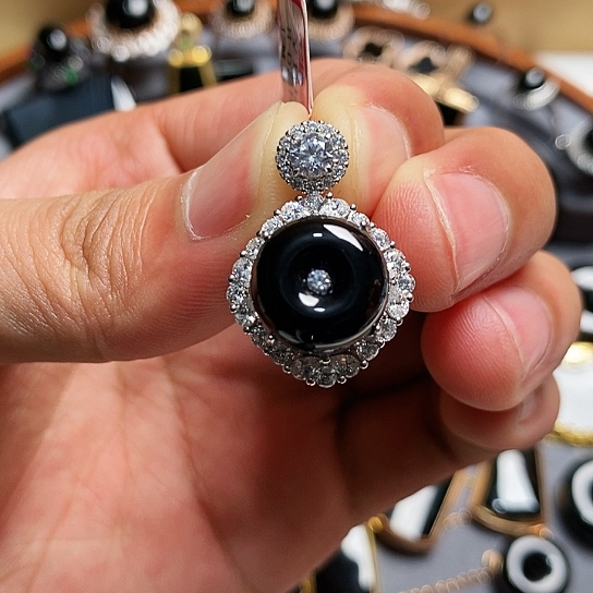 翡翠银S925镶嵌颈饰