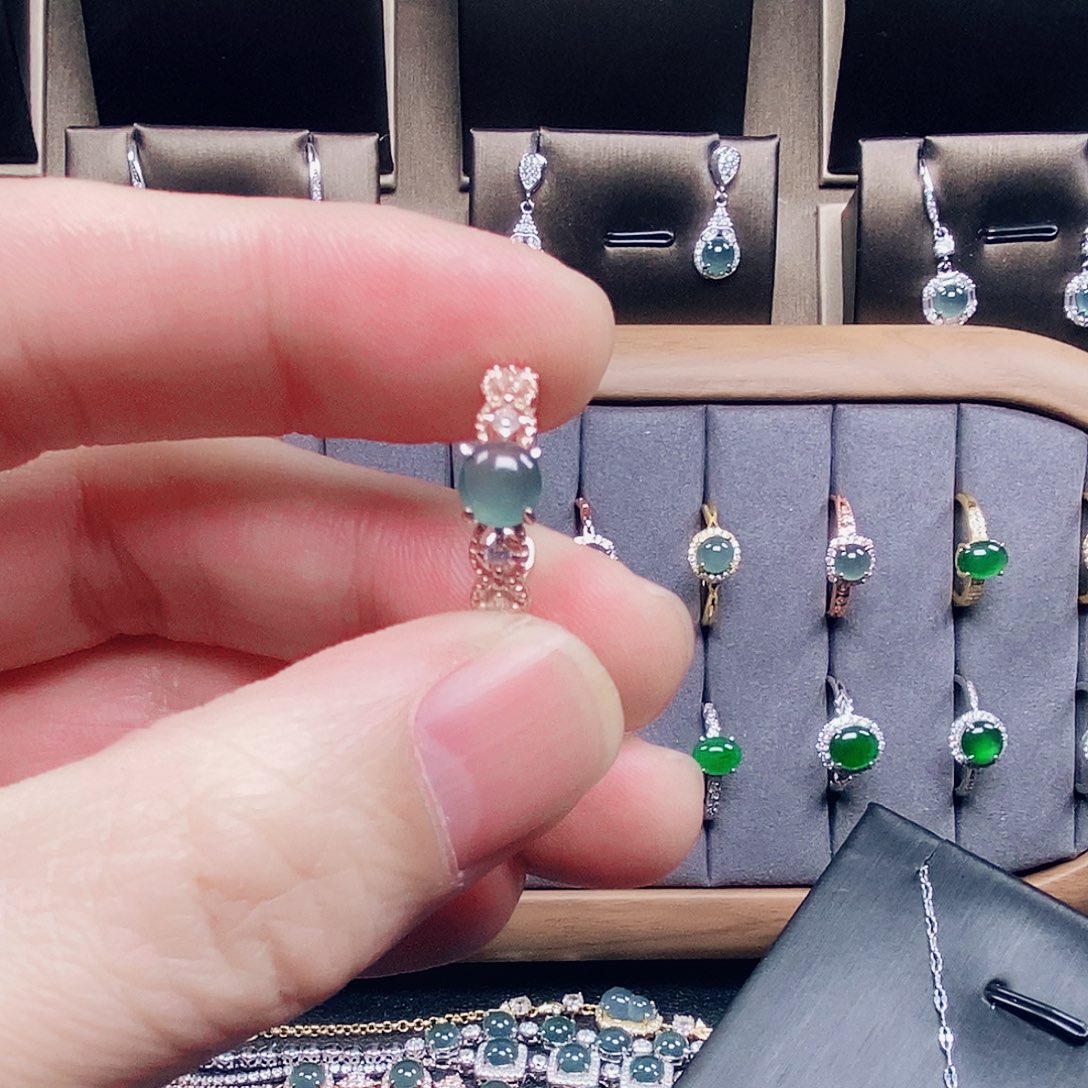 翡翠戒指银S925镶嵌天蓝色