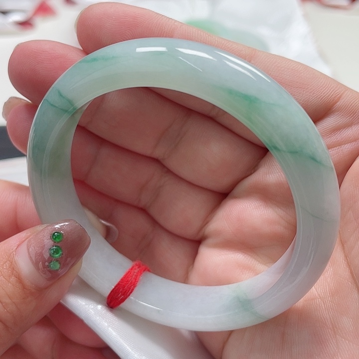 翡翠手镯未镶嵌缅甸翡翠手镯57圈