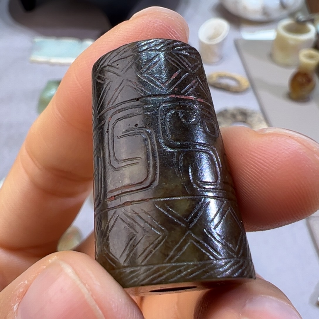 树***哥和田玉未镶嵌挂件