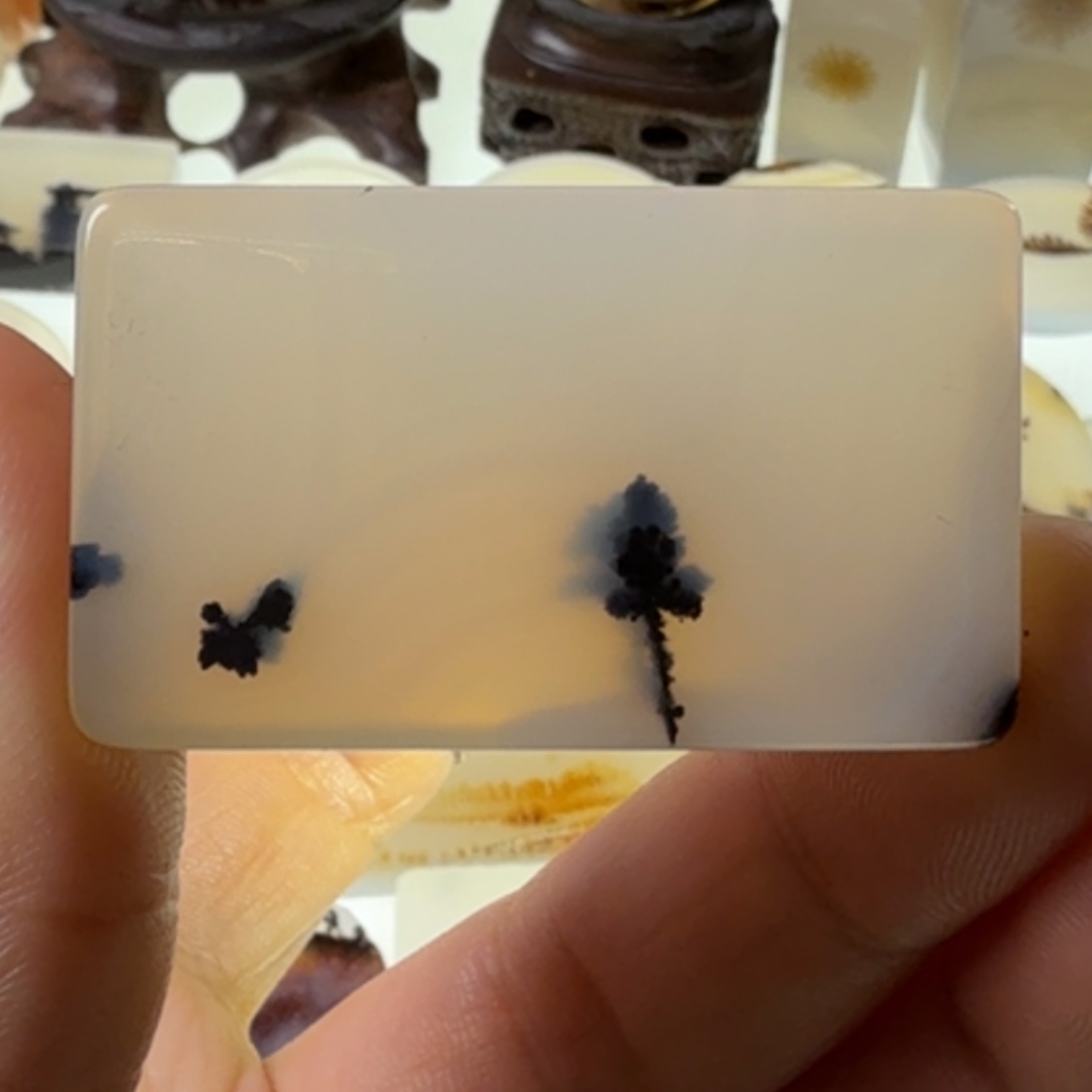 玛瑙/玉髓未镶嵌珠宝半成品