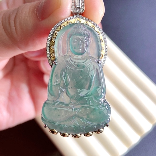 【闪购商品】翡翠颈饰未镶嵌天然