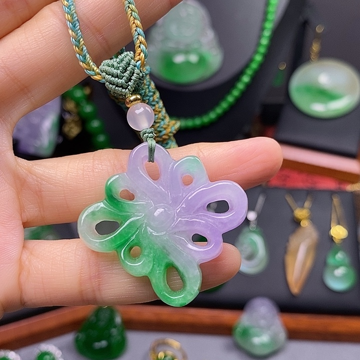 吊坠(赠链)未镶嵌翡翠