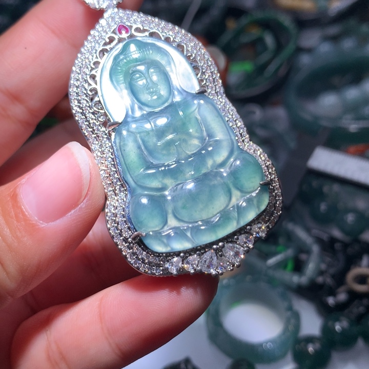 翡翠颈饰未镶嵌保真天然A货翡翠