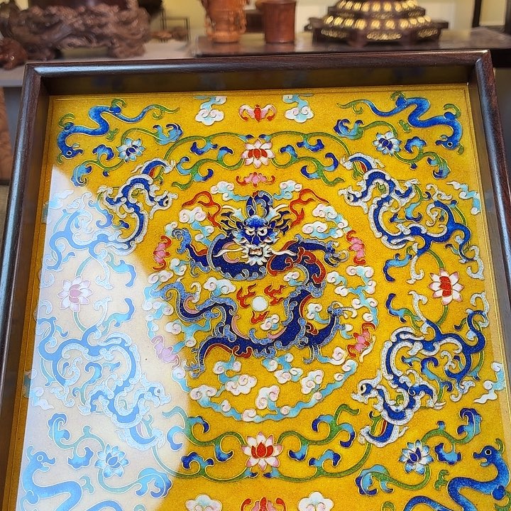 前***者紫檀木类端景台景泰蓝