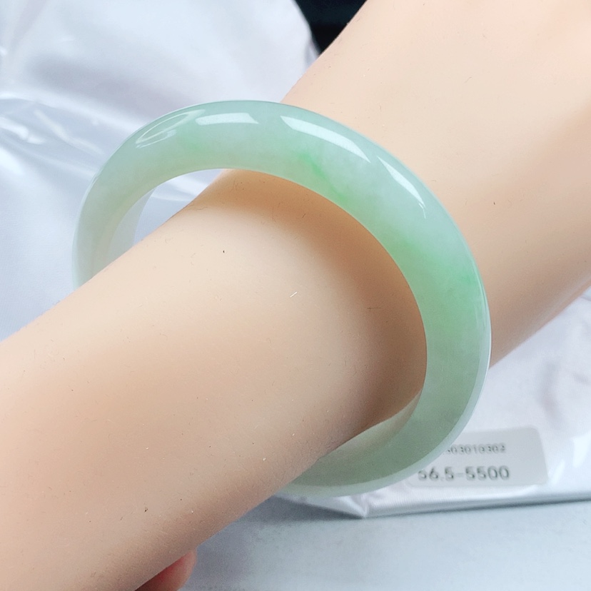 【闪购商品】翡翠手镯未镶嵌56➕圈口