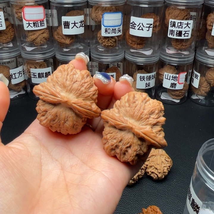 吊坠文玩核桃血麒麟42