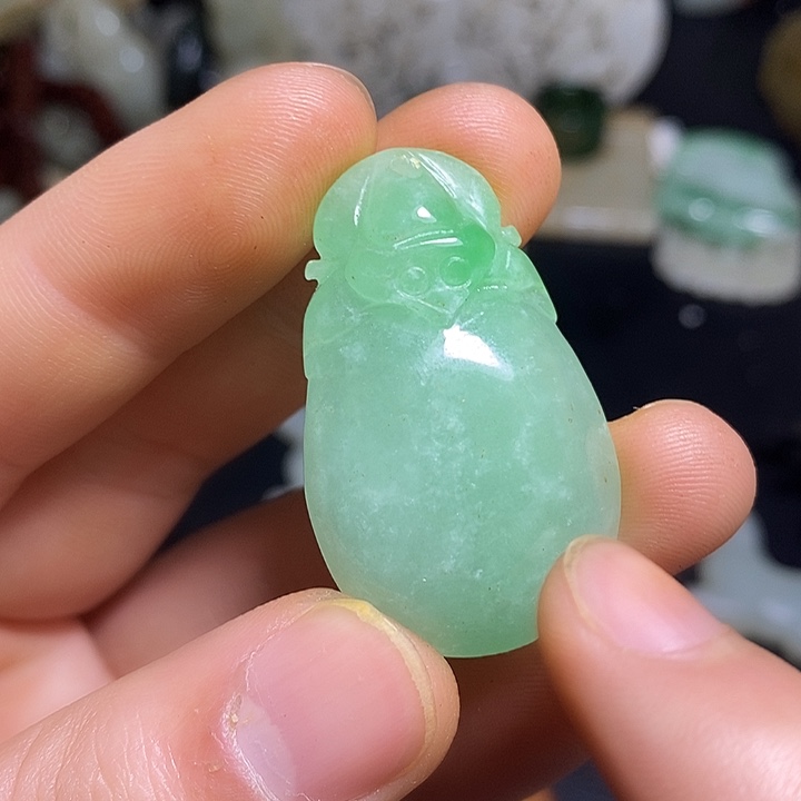 颈饰未镶嵌翡翠1
