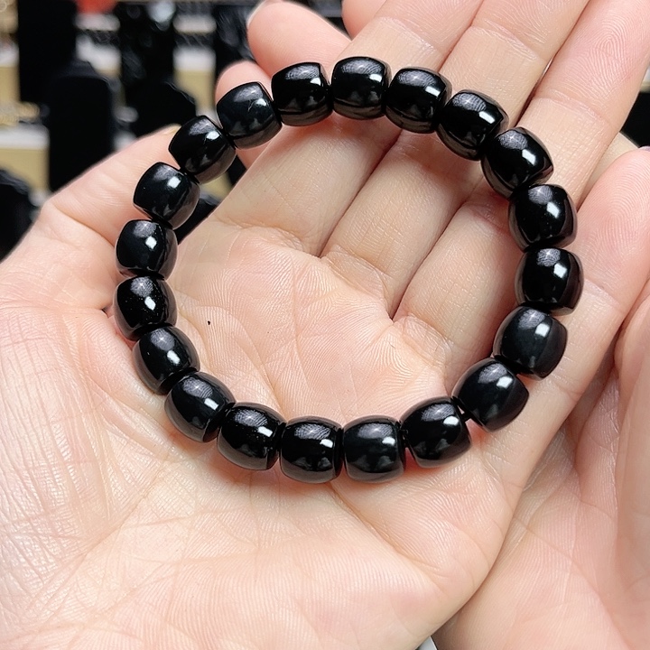 和田玉手链未镶嵌卡10直切高羊脂